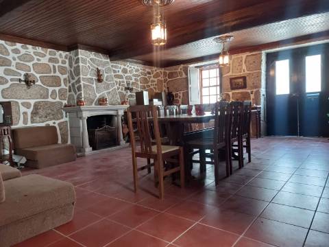 Casa rústica em Guarda (Maçainhas).