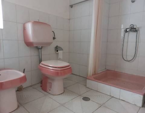 Casa rústica em Guarda (Maçainhas).