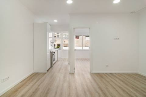 Apartamento T2 Quintal/Logradouro Almada