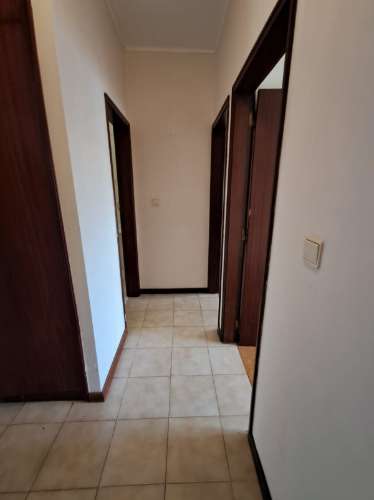 Apartamento T3 em Loures.