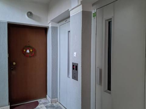 Apartamento T1 em Loures.