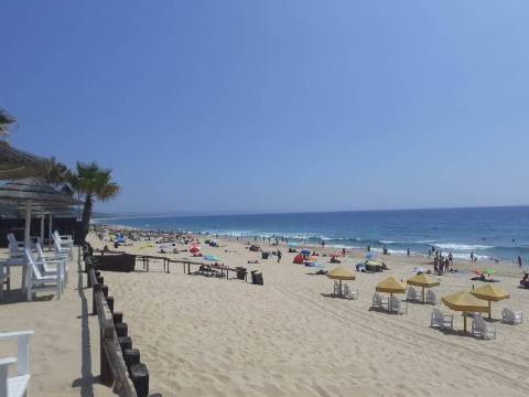 Apartamento T3 na Costa de Caparica