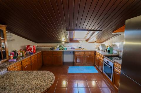 Moradia com 3 Pisos disponível para Venda em Águeda