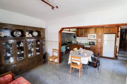 Moradia com 3 Pisos disponível para Venda em Águeda