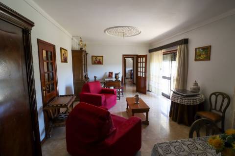 Moradia com 3 Pisos disponível para Venda em Águeda