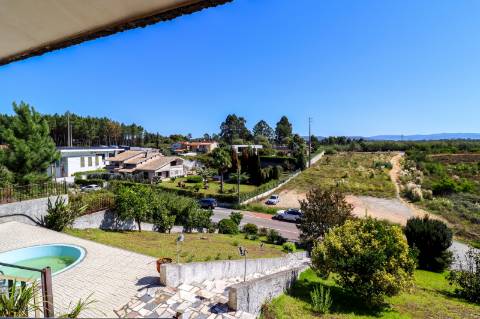 Moradia com 3 Pisos disponível para Venda em Águeda