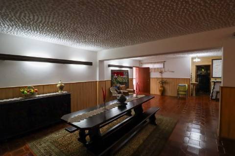 Moradia com 3 Pisos disponível para Venda em Águeda