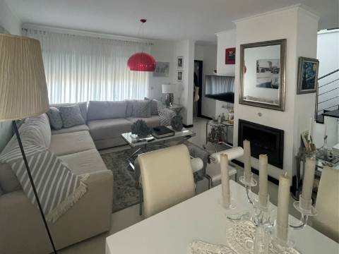 Moradia T3 Duplex para Venda em Águeda