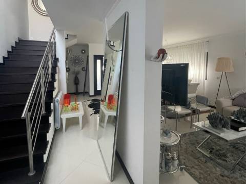 Moradia T3 Duplex para Venda em Águeda