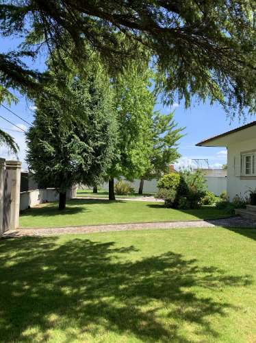 Oasis de Conforto e Sofisticação: Moradia T4 Irresistível em Oliveirinha, Aveiro!