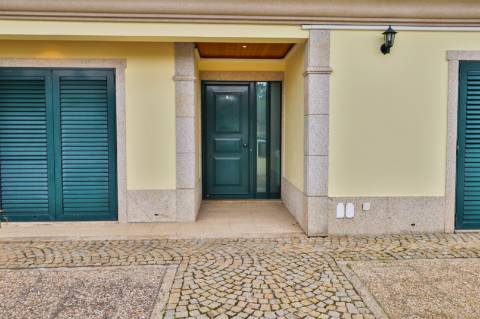Moradia T4+1 com piscina disponível para Venda em Águeda