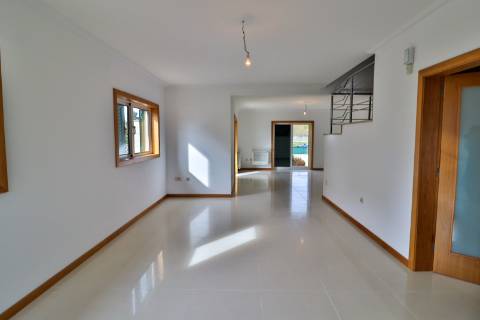 Moradia T4+1 com piscina disponível para Venda em Águeda