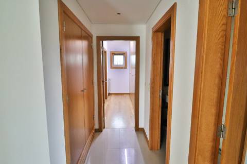 Moradia T4+1 com piscina disponível para Venda em Águeda