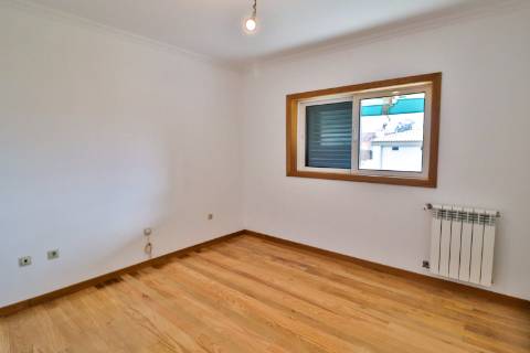 Moradia T4+1 com piscina disponível para Venda em Águeda