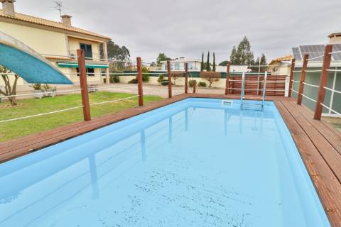 Moradia T4+1 com piscina disponível para Venda em Águeda