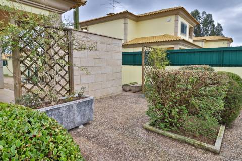 Moradia T4+1 com piscina disponível para Venda em Águeda