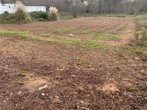 Terreno para Construção de Moradia no Vale das Figueiras