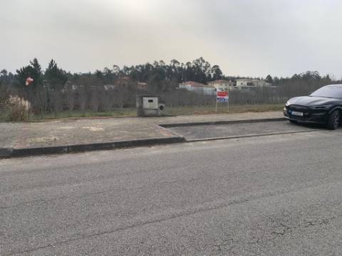 Terreno para Construção de Moradia no Vale das Figueiras