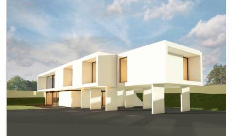 Moradia T4 de Luxo Isolada Disponível para Venda em Águeda