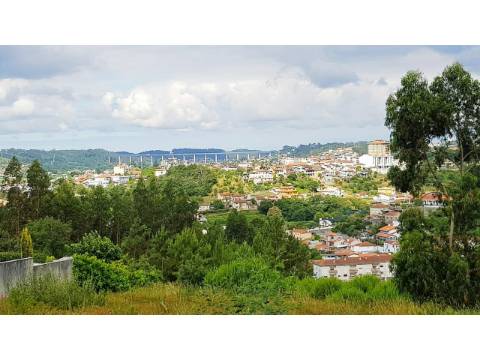 Terreno Urbano em Águeda