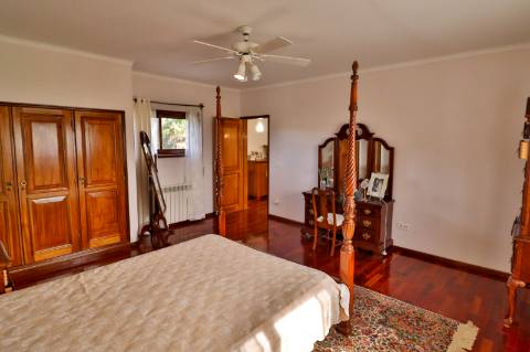 Quinta T5 disponível para venda em Á-dos-Ferreiros