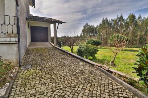 Quinta T5 disponível para venda em Á-dos-Ferreiros