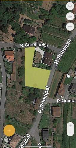 Terreno para construção com duas frentes de estrada