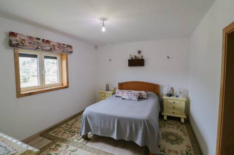 Moradia T3 para Venda em Macieira de Alcôba - Águeda