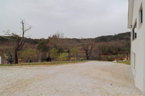 Moradia T3 para Venda em Macieira de Alcôba - Águeda