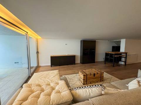 Moradia T3 Premium com Piscina disponível para venda na Praia da Barra