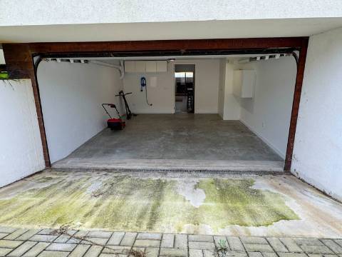 Moradia T3 Premium com Piscina disponível para venda na Praia da Barra