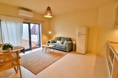 Prédio com 3 apartamentos independentes disponível para venda no centro de Águeda