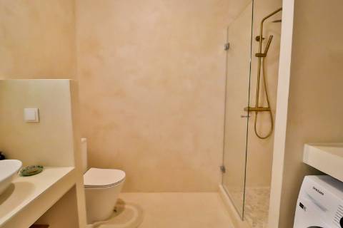 Prédio com 3 apartamentos independentes disponível para venda no centro de Águeda