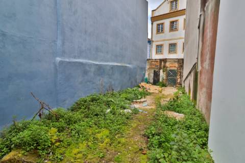 Prédio Reabilitado no Centro Histórico de Aveiro - Oportunidade Única de Investimento