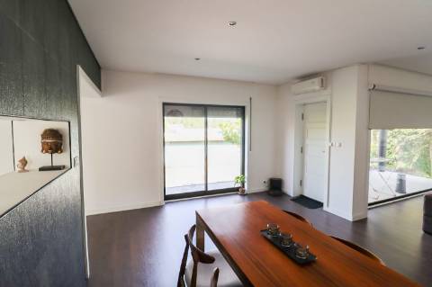 Duas Moradias Independentes em Amplo Terreno de 2171m² Disponíveis para Venda em Águeda