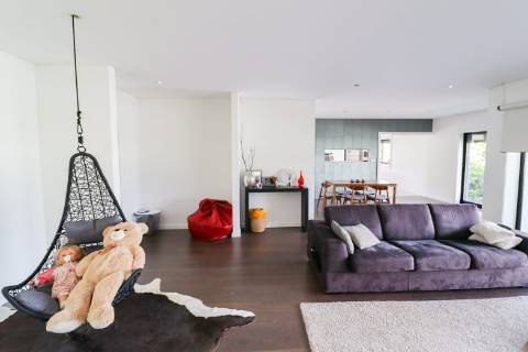 Duas Moradias Independentes em Amplo Terreno de 2171m² Disponíveis para Venda em Águeda