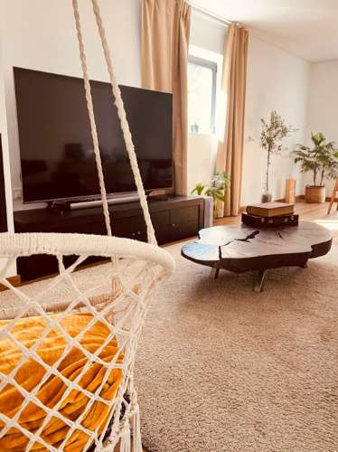 Duas Moradias Independentes em Amplo Terreno de 2171m² Disponíveis para Venda em Águeda