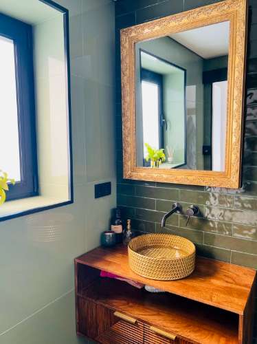 Duas Moradias Independentes em Amplo Terreno de 2171m² Disponíveis para Venda em Águeda