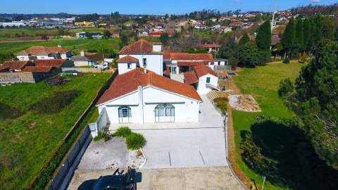 Quinta T4+1 Disponível para venda em Valongo do Vouga