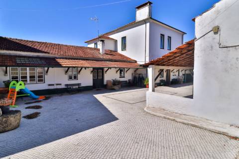 Quinta T4+1 Disponível para venda em Valongo do Vouga