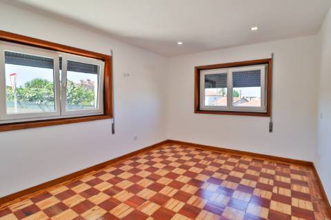 Moradia T4 a 5 Minutos do Centro de Águeda disponível para venda