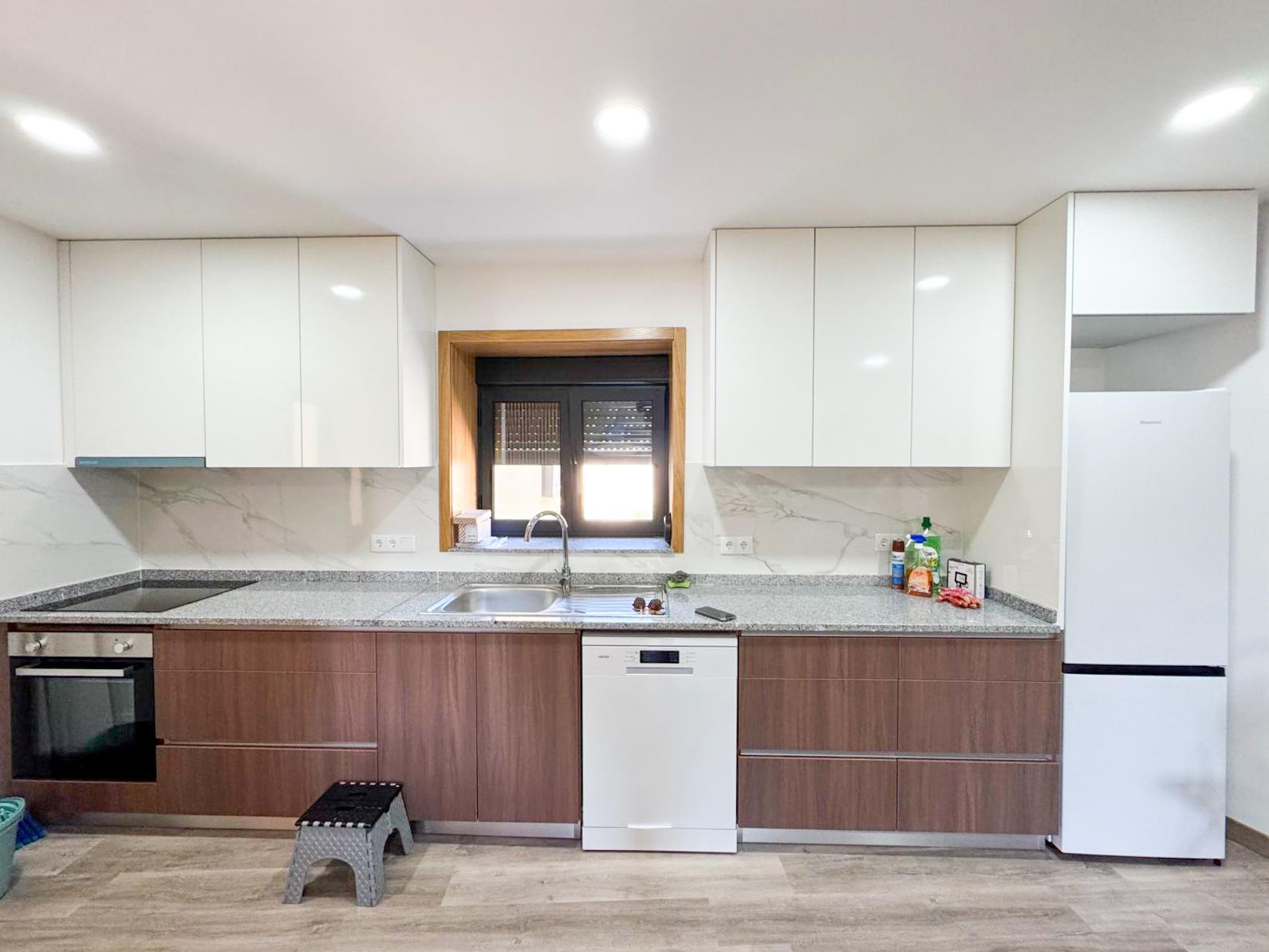 Apartamento T1 mobilado disponível para arrendamento totalmente reabilitado