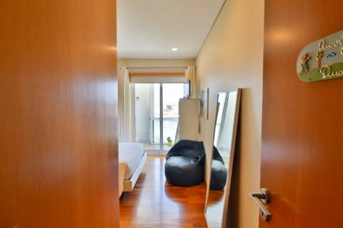 Moradia Geminada T4 disponível para venda em Barrô