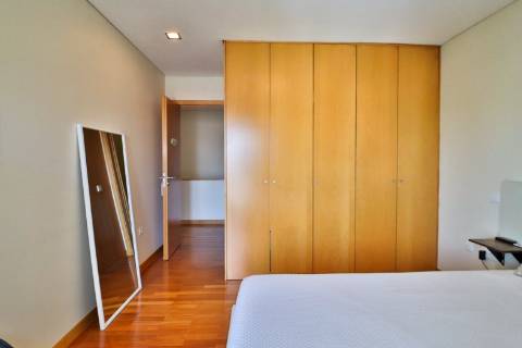 Moradia Geminada T4 disponível para venda em Barrô