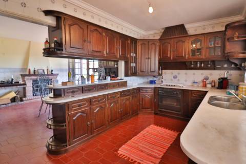 Moradia T6 disponível para venda a 5 minutos do centro de Águeda