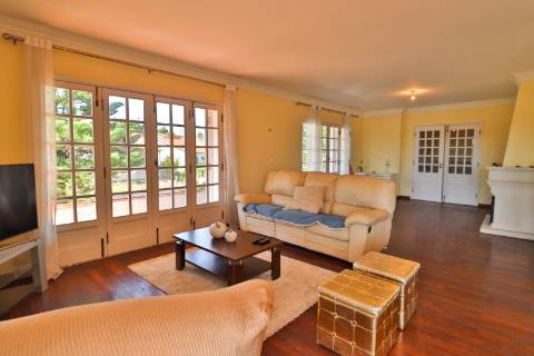 Moradia T6 disponível para venda a 5 minutos do centro de Águeda