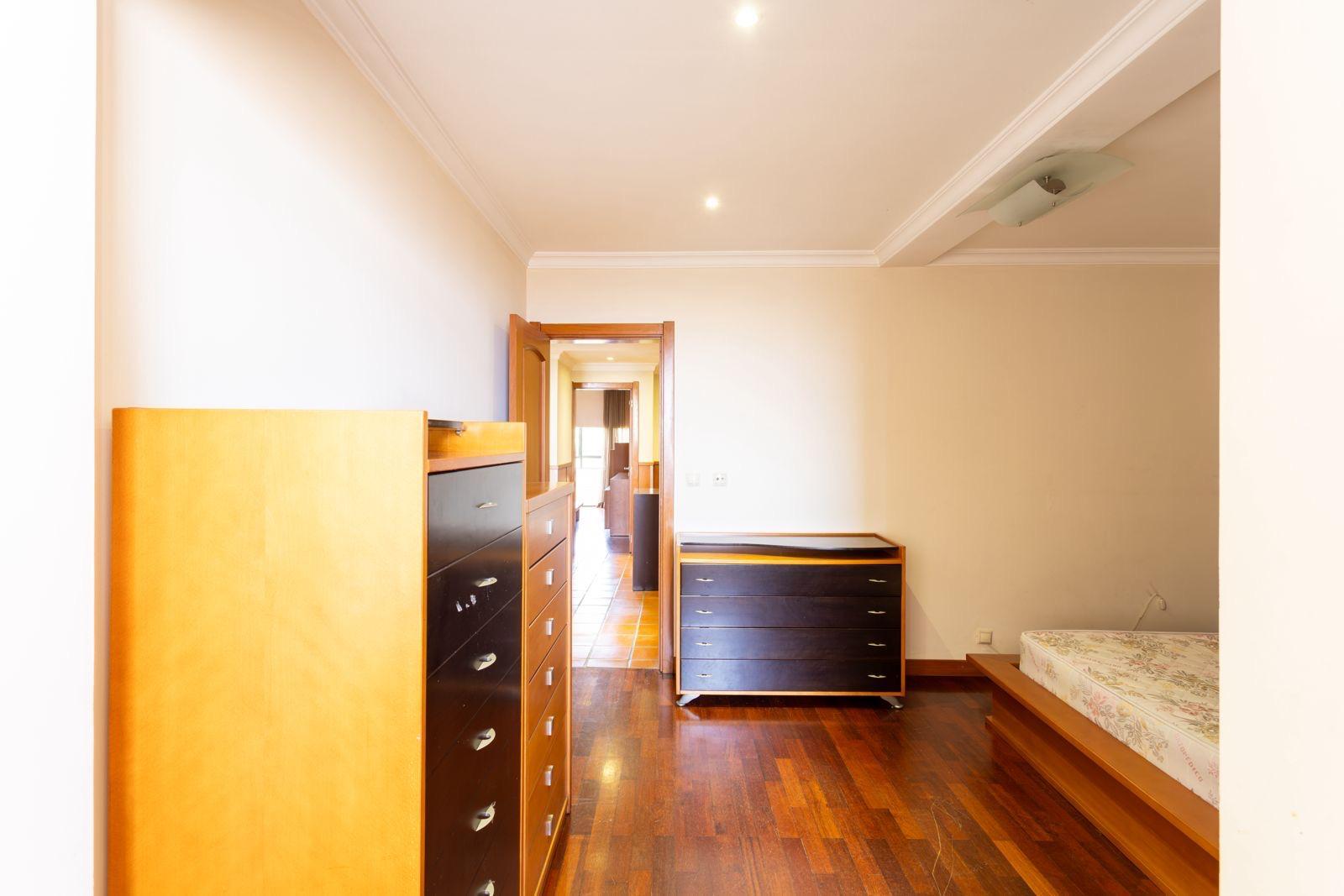 Apartamento T2 para arrendamento no Centro de Águeda