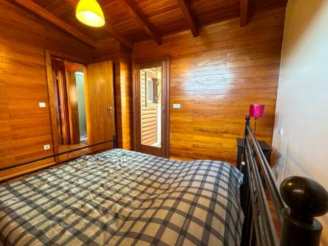 Moradia T2 disponível para arrendamento em Sernada do Préstimo