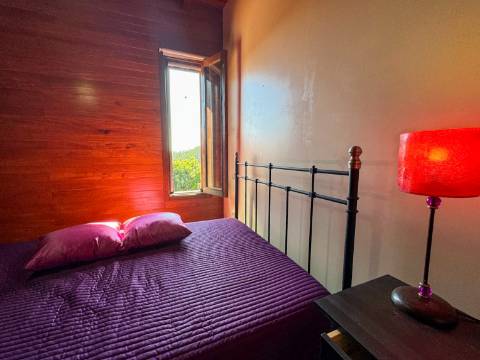 Moradia T2 disponível para arrendamento em Sernada do Préstimo