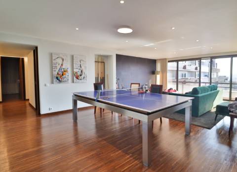 Apartamento T3 de Luxo no 6.º Andar | Terraços Exclusivos | Estacionamento e Arrumos